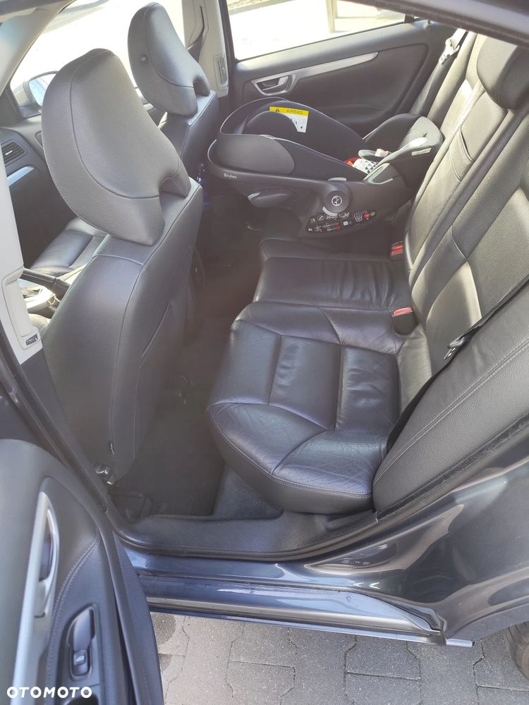 Volvo S60 2.4 Rubin - 5