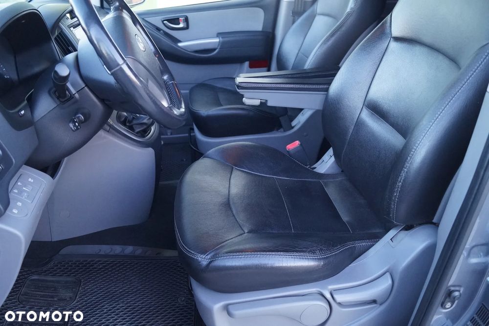 Hyundai H-1 2.5 CRDi Travel Premium - 28