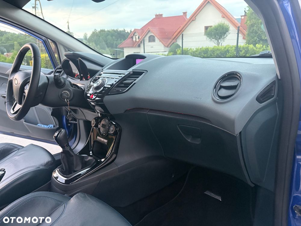Ford Fiesta 1.6 Sport - 20