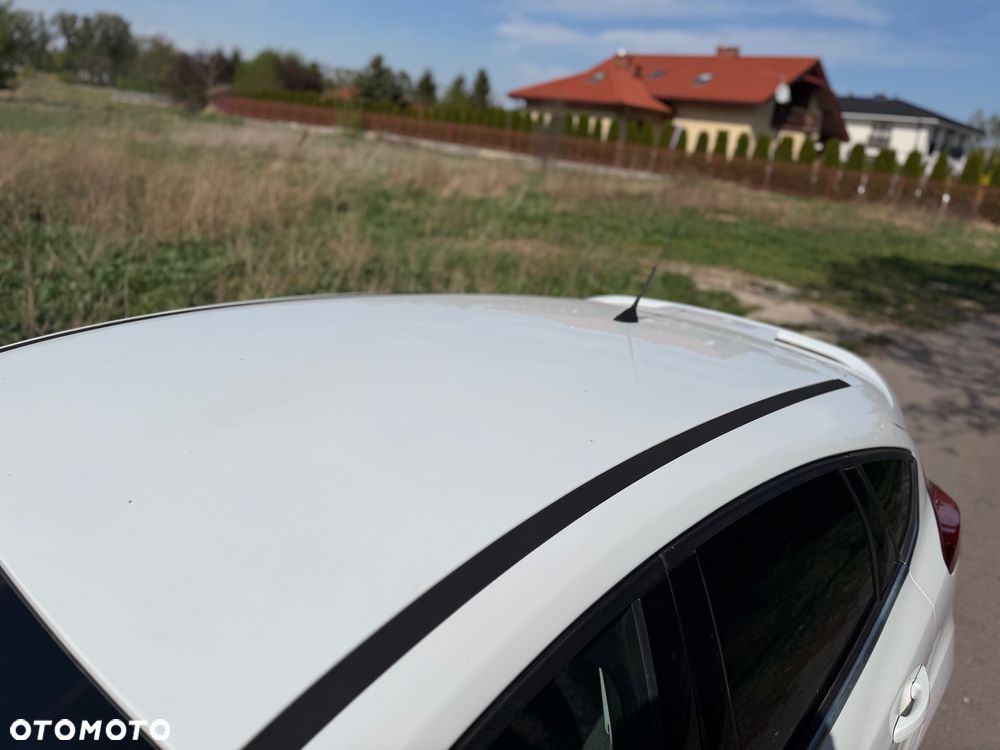 Ford Focus 1.0 EcoBoost Titanium - 8