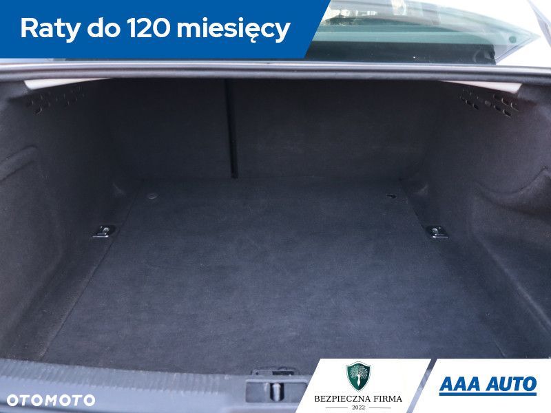 Audi A4 Limousine - 16