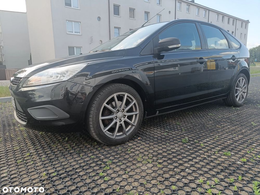 Ford Focus 1.6 Ambiente - 10