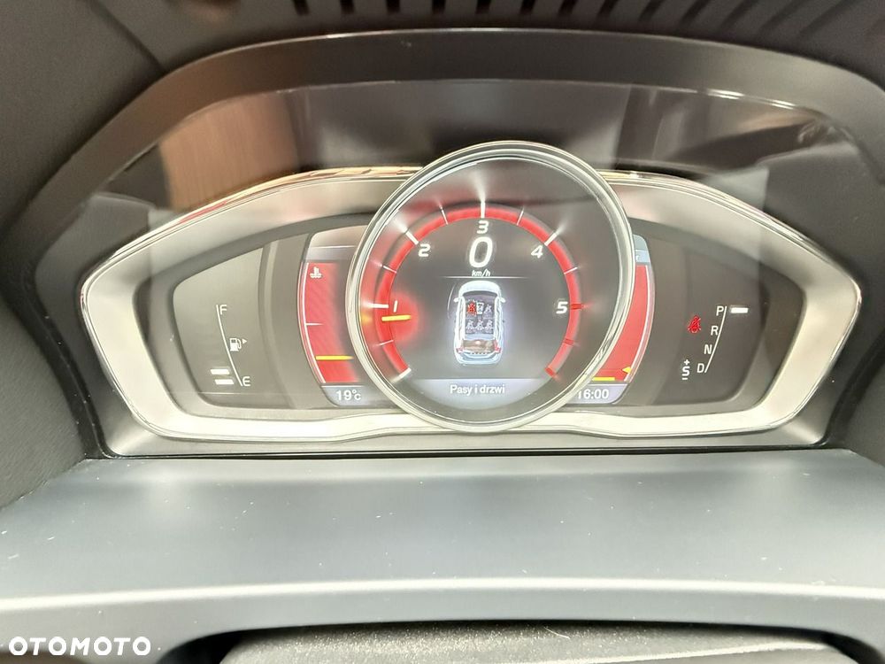 Volvo V60 - 32