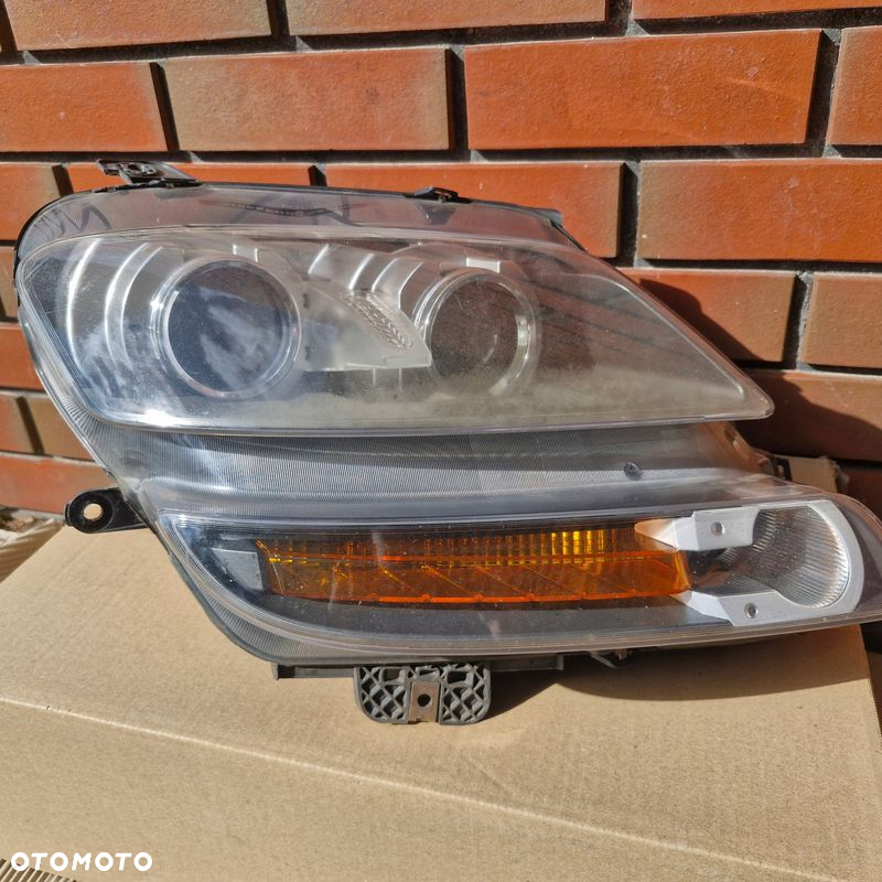 FIAT ULYSSE II 2 LAMPA PRZÓD PRAWA EUROPA ORYGINAŁ - 2