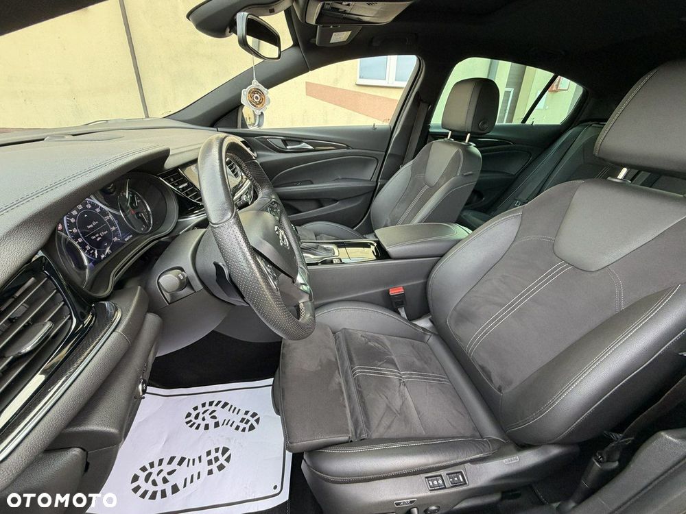 Opel Insignia - 19