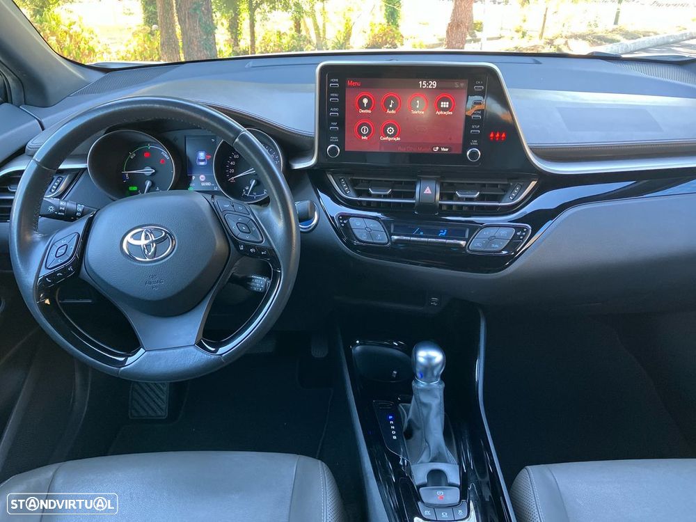 Toyota C-HR - 8