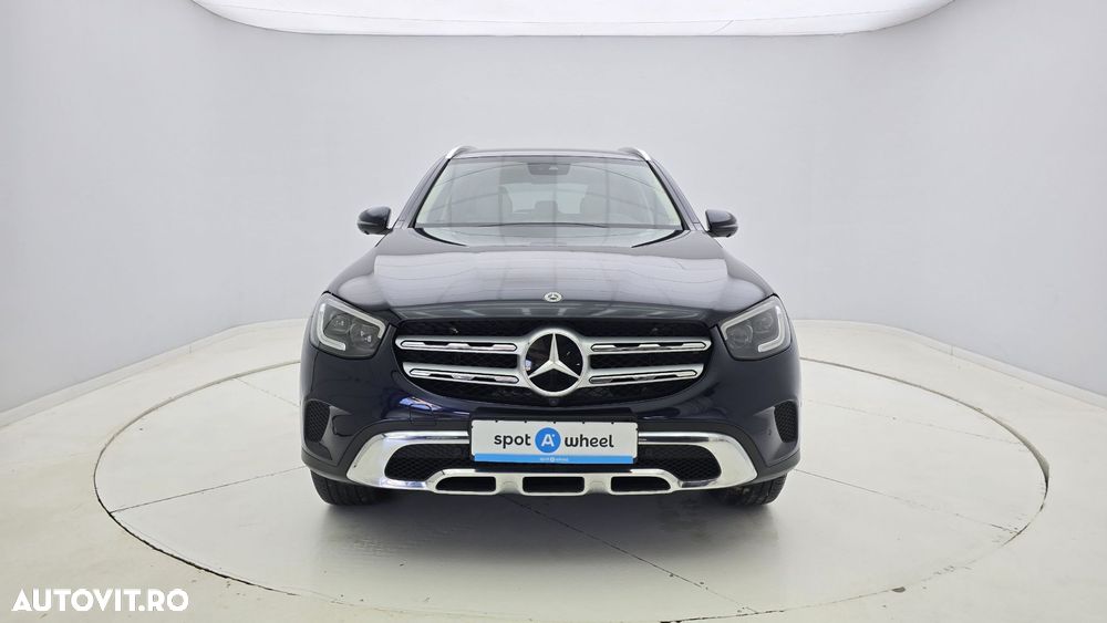 Mercedes-Benz GLC 300 e 4MATIC - 3