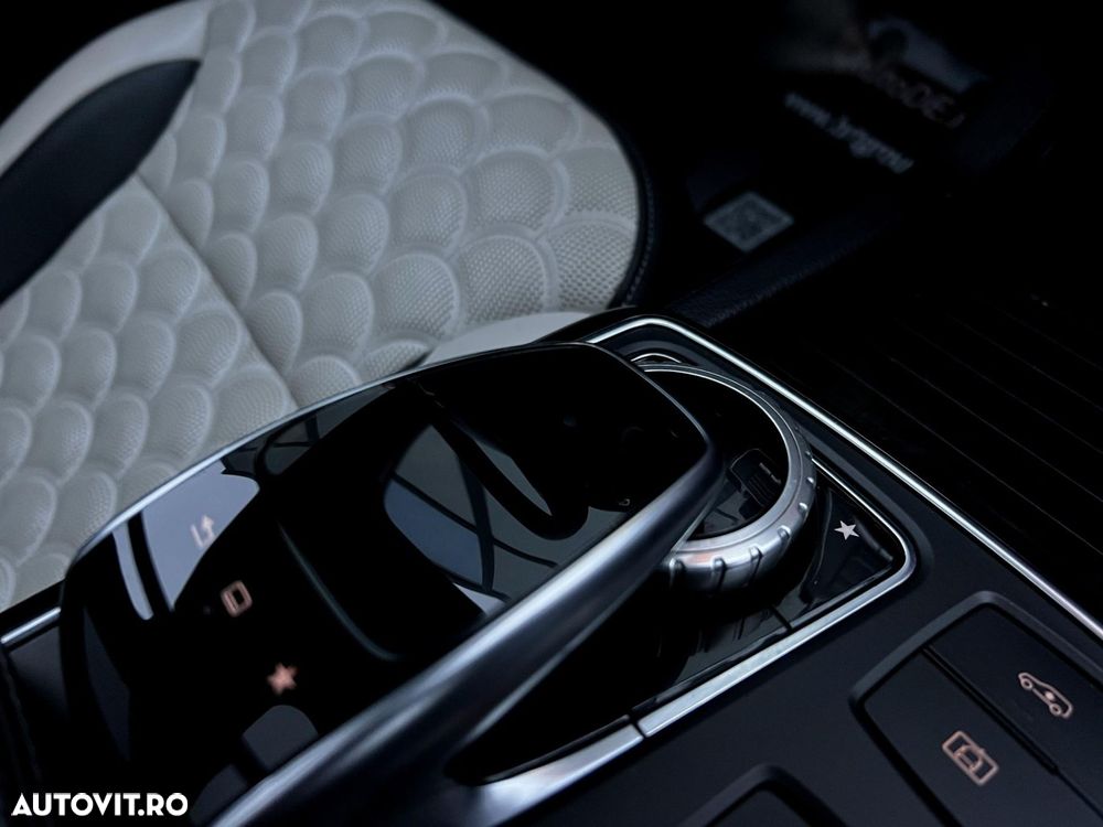 Mercedes-Benz GLE 350 d 4MATIC - 13