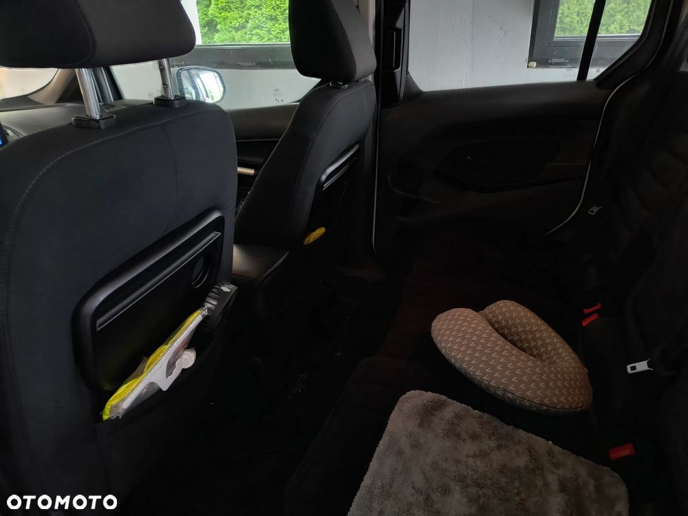 Ford Tourneo Connect 1.5 EcoBlue Titanium - 6