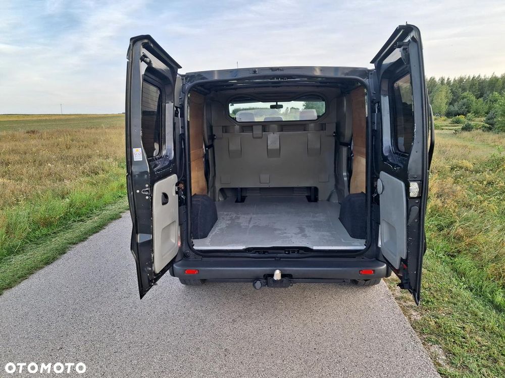 Opel Vivaro - 26
