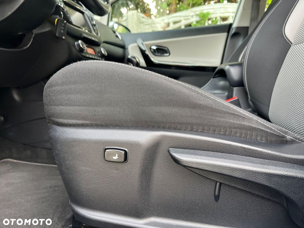 Kia Ceed 1.6 GDI Business Line - 38