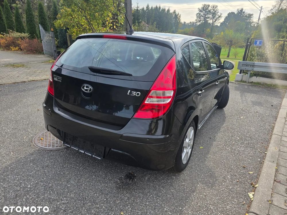 Hyundai i30 - 22