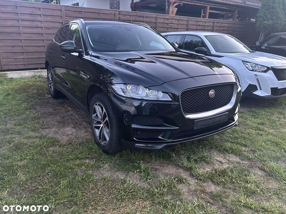 Jaguar F-Pace 20d AWD R-Sport - 4