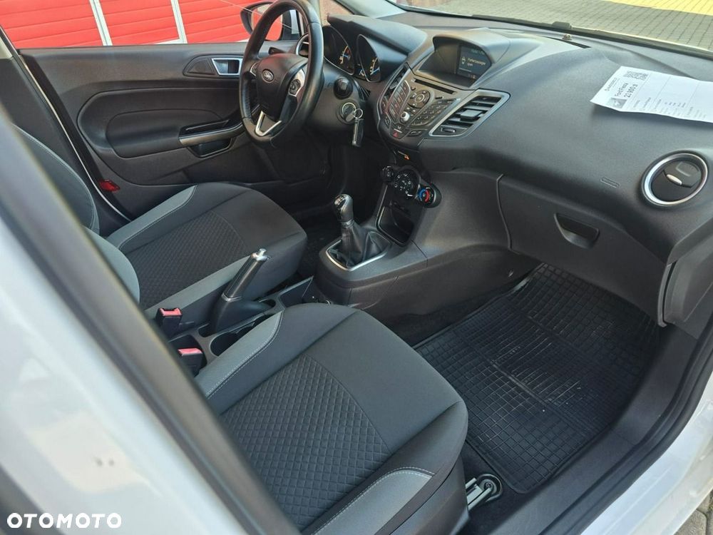 Ford Fiesta - 21