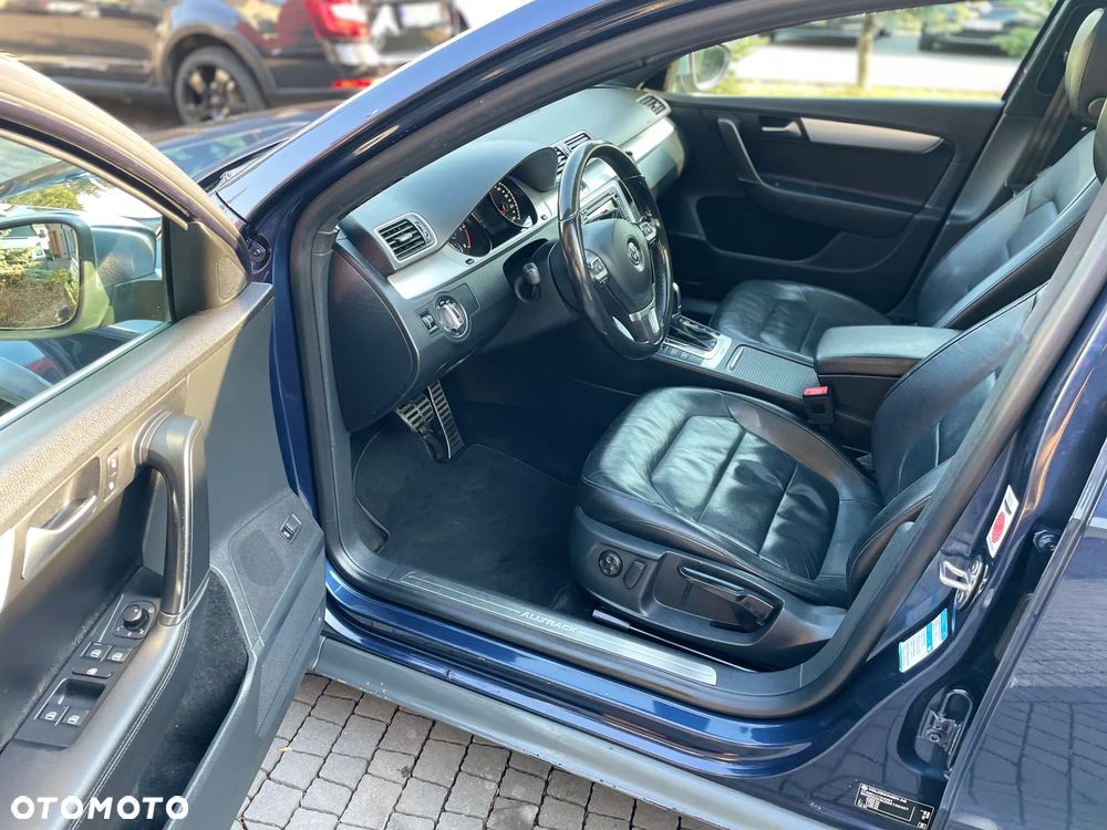 Volkswagen Passat Alltrack 2.0 TDI 4Motion DSG BlueMotion Tec - 11