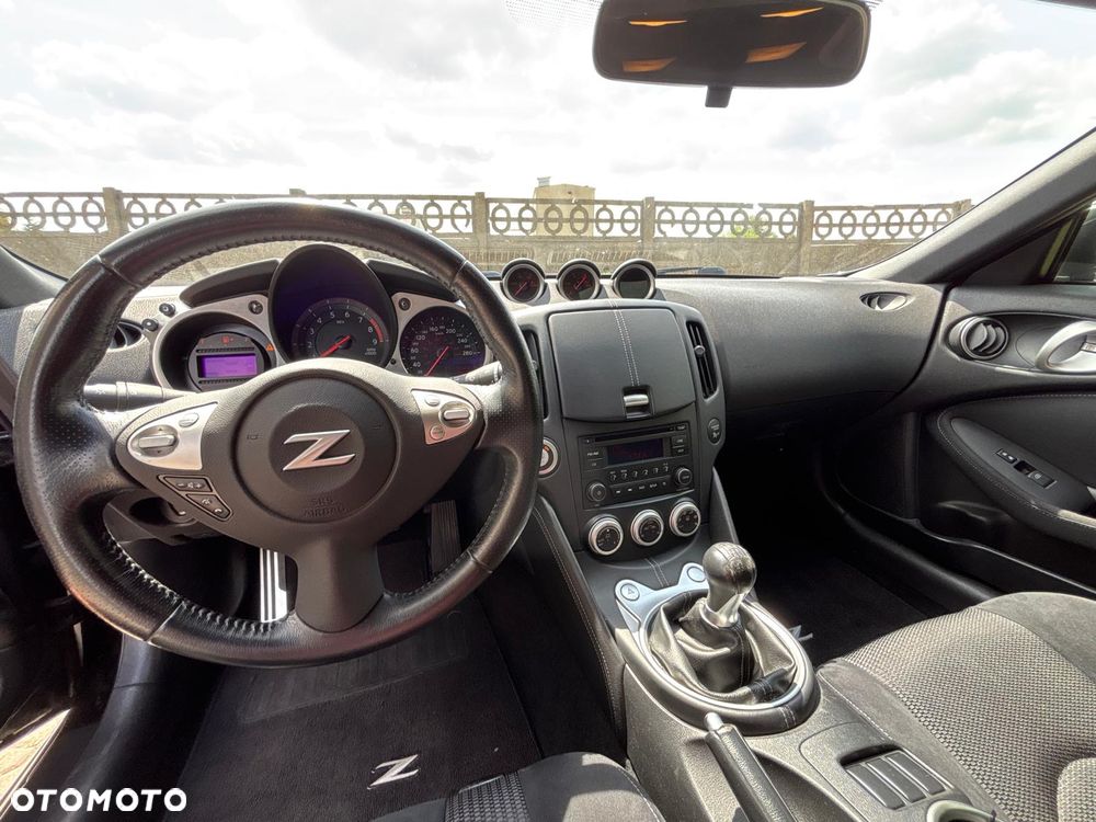 Nissan 370 Z 3.7 V6 EU6 - 25