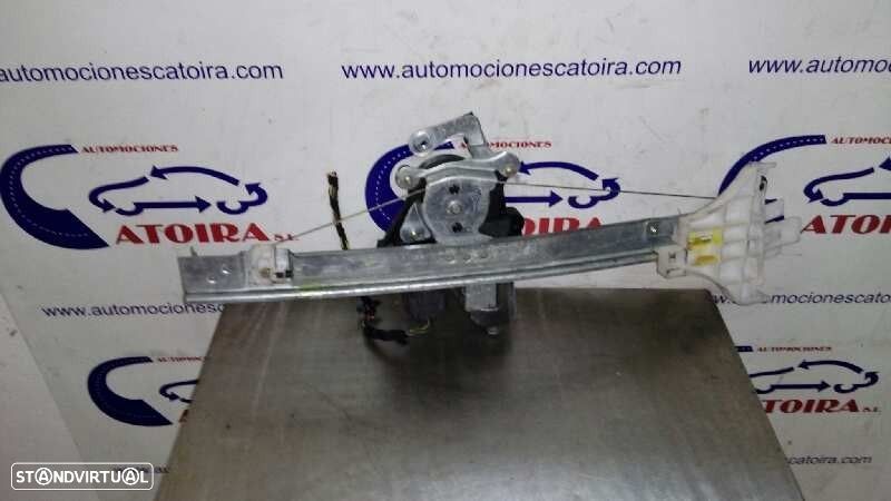 ELEVADOR DE VIDRO TRASEIRO ESQUERDO FORD MONDEO III SEDAN 2001 - 1