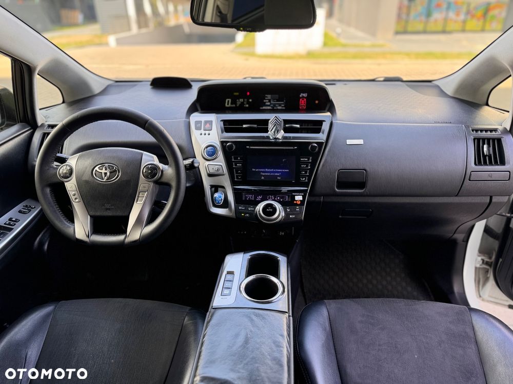 Toyota Prius+ Hybrid 135 Prestige - 11