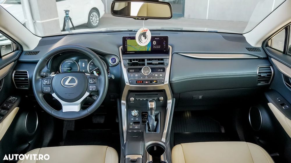Lexus Seria NX 300h Executive Line - 11