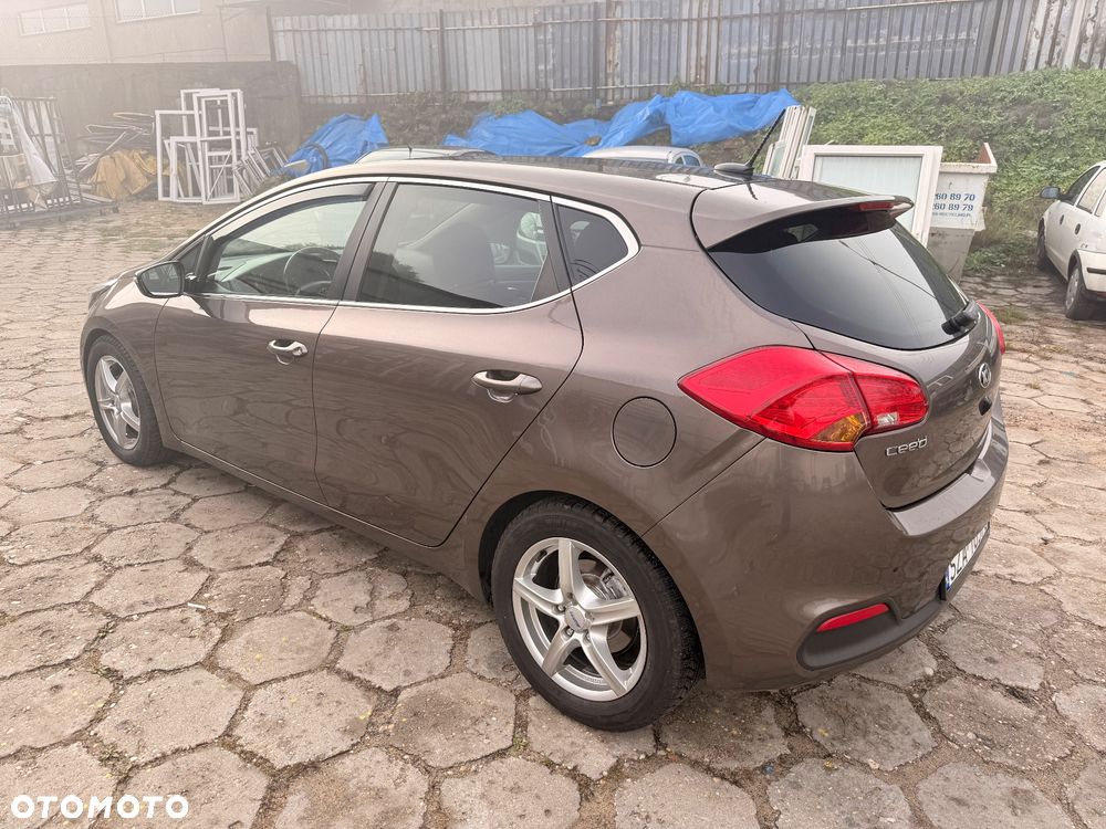 Kia Ceed 1.4 CVVT - 5