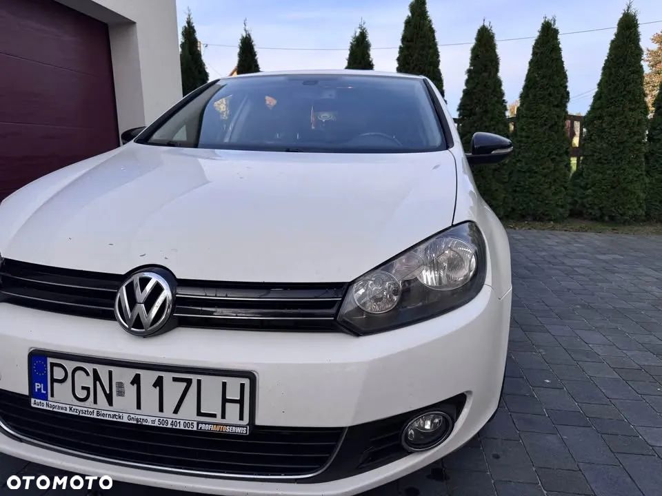 Volkswagen Golf VI 1.6 TDI BlueMot Comfortline - 3