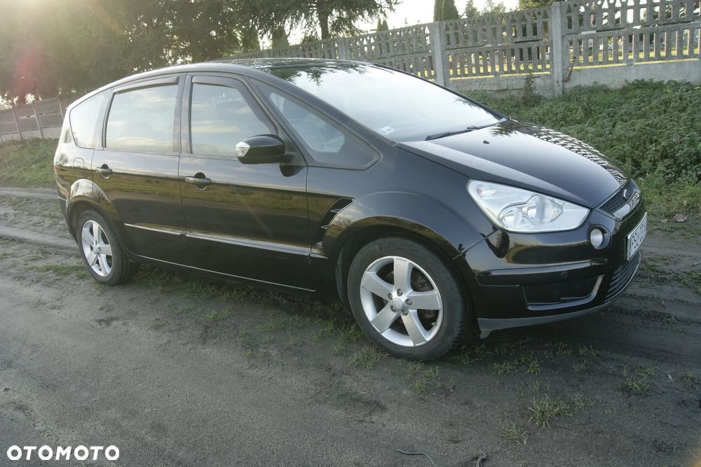 Ford S-Max 2.0 TDCi DPF Ambiente - 3