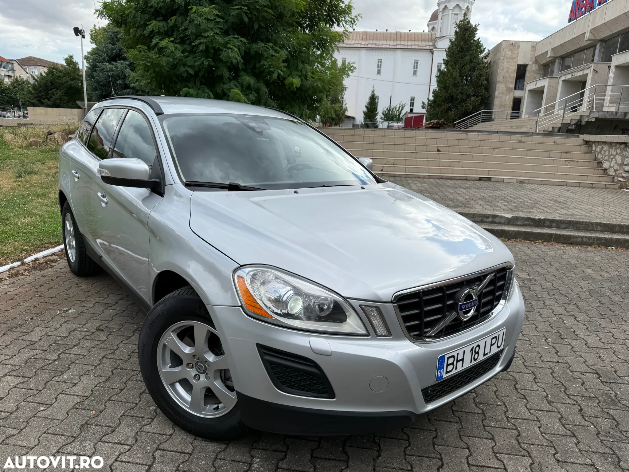 Volvo XC 60 D4 Geartronic Momentum - 2