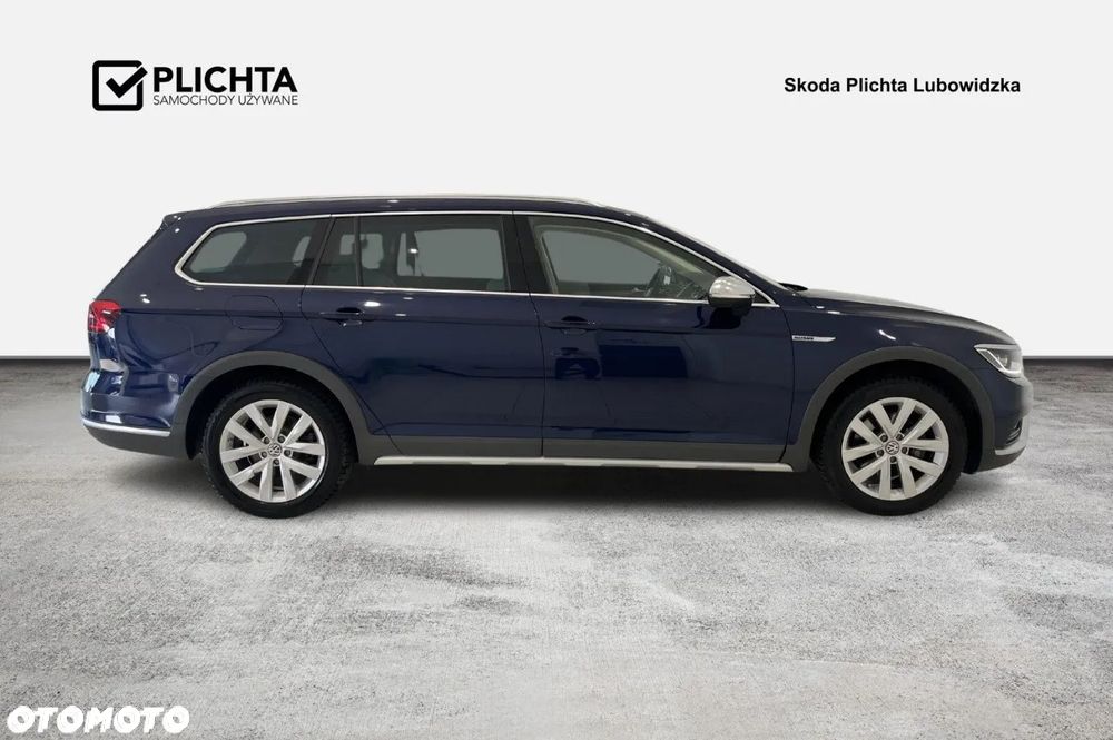 Volkswagen Passat Variant 2.0 TDI SCR DSG 4Motion Alltrack - 4