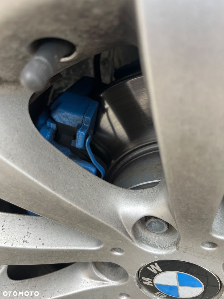 BMW Seria 3 318d - 17