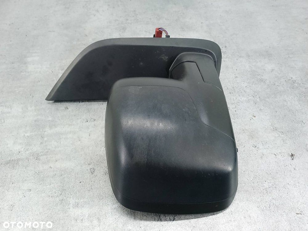 LUSTERKO PRAWE PEUGEOT BIPPER 735645071 EWP - 3