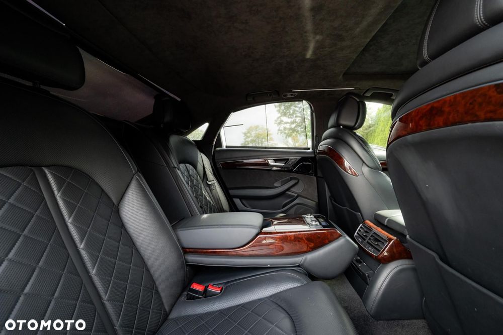 Audi A8 4.2 TDI Quattro - 16