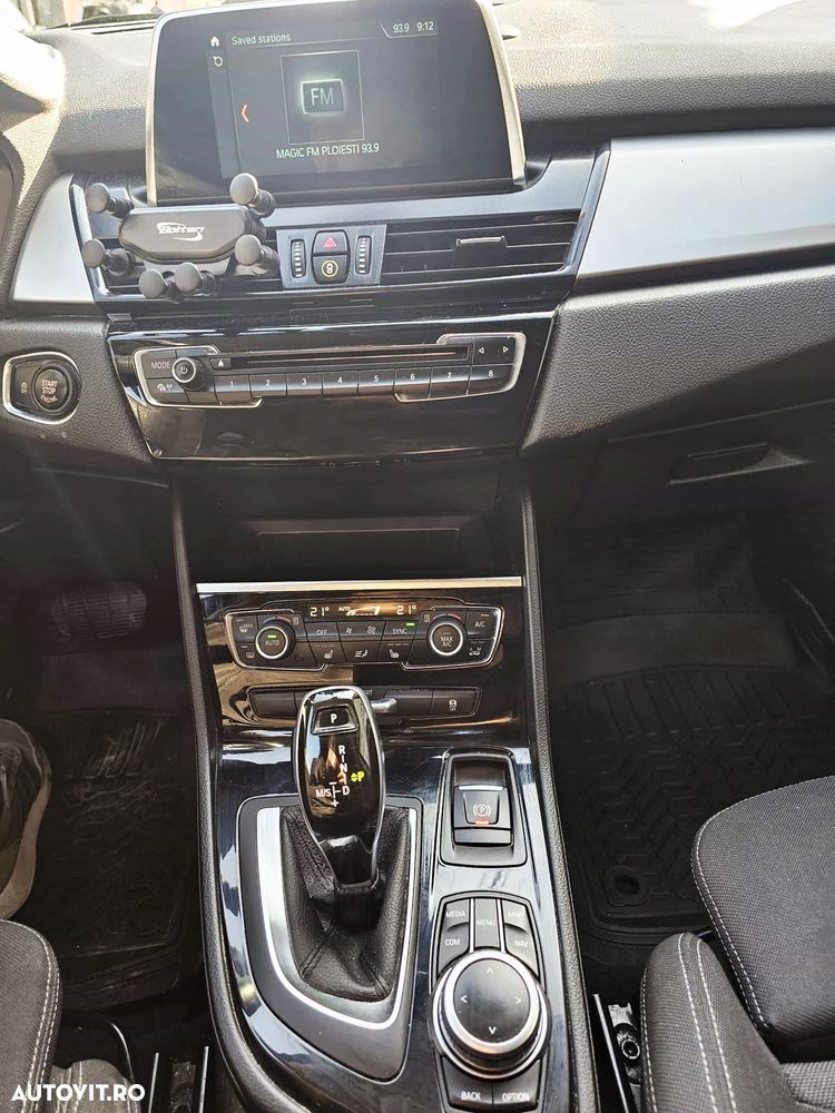 BMW Seria 2 220d xDrive Aut. - 5