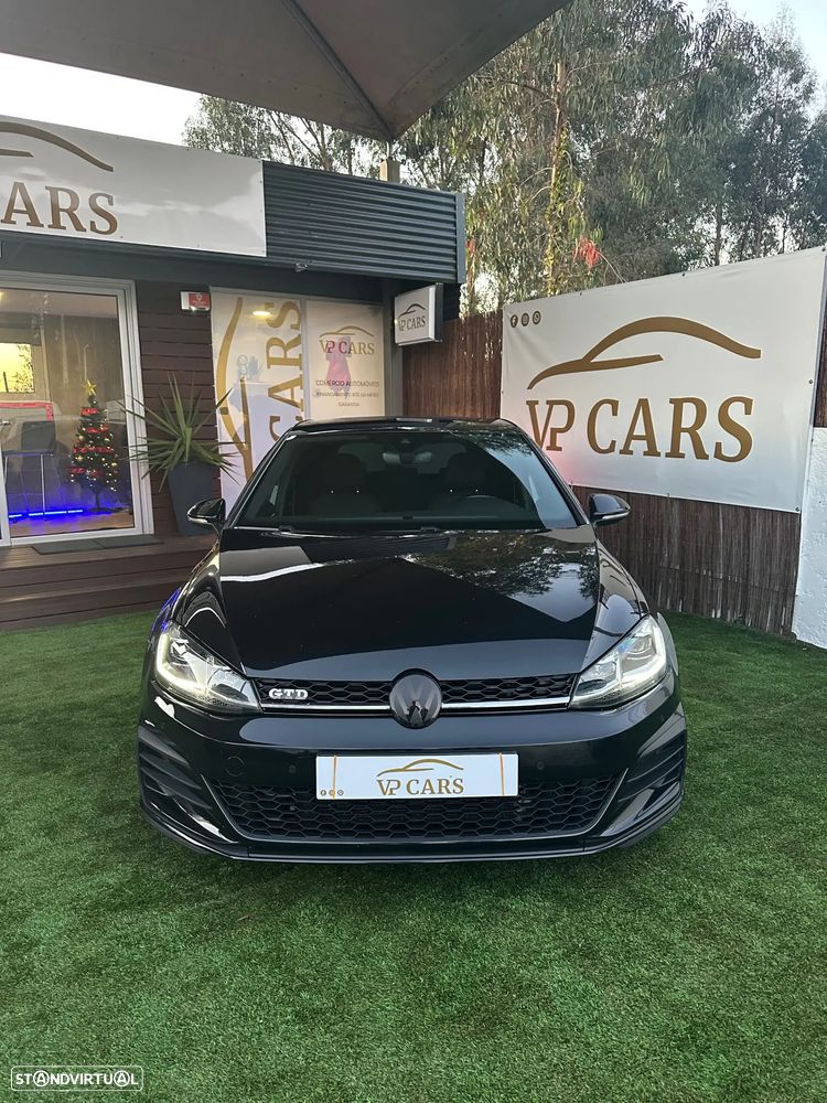 VW Golf 2.0 TDi GTD DSG - 1