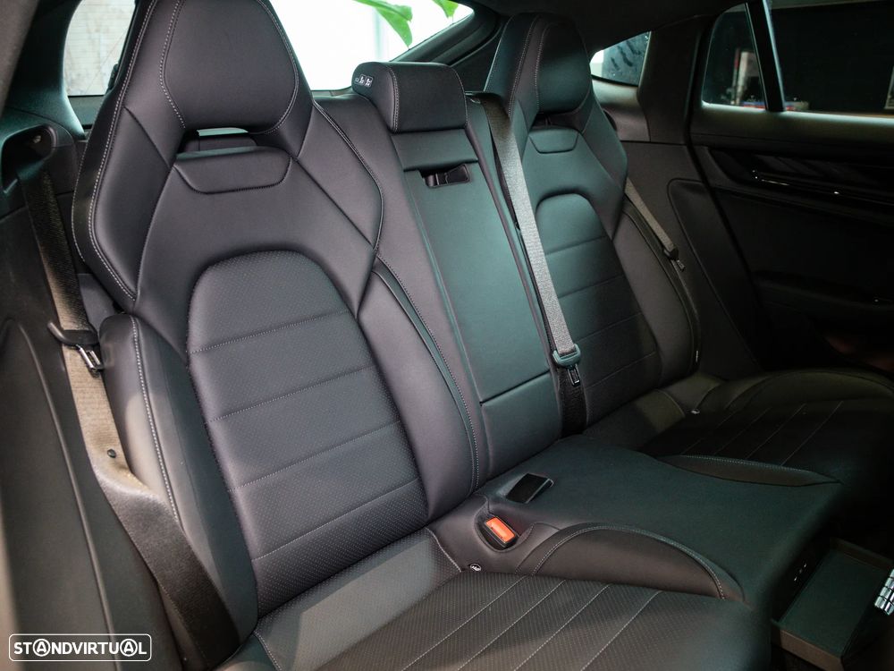 Porsche Panamera 4S E-Hybrid - 36