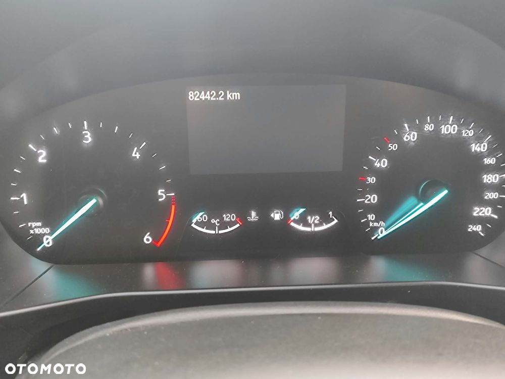 Ford Focus - 8
