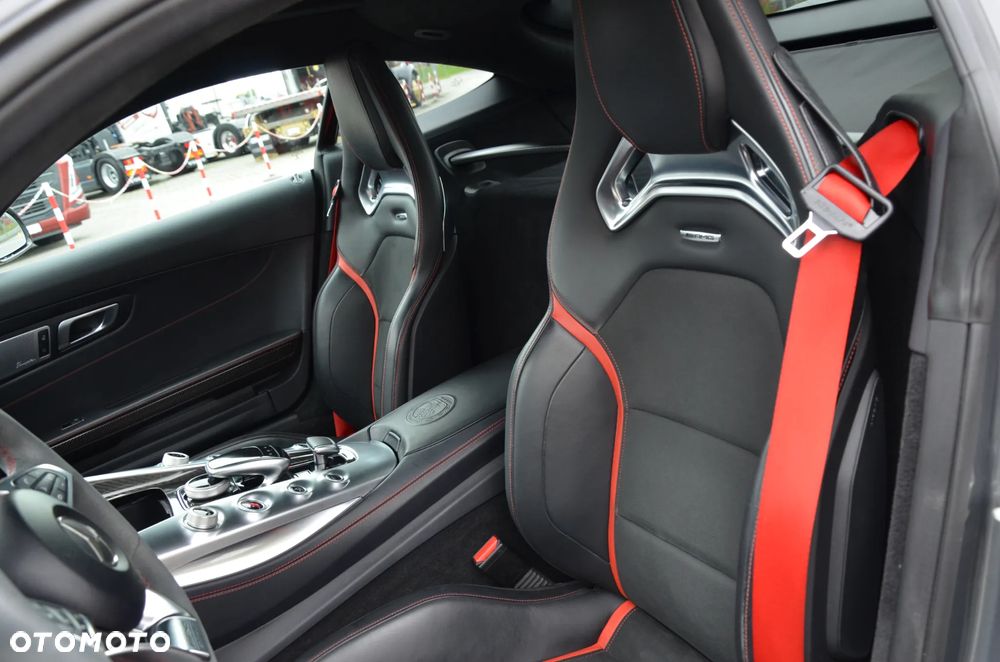 Mercedes-Benz AMG GT S - 15