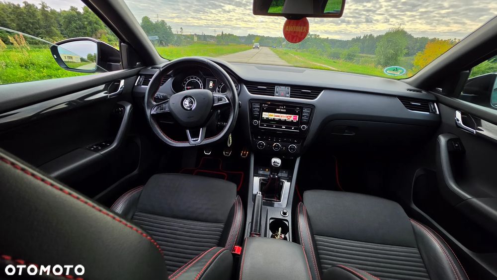 Skoda Octavia 2.0 TDI RS - 24