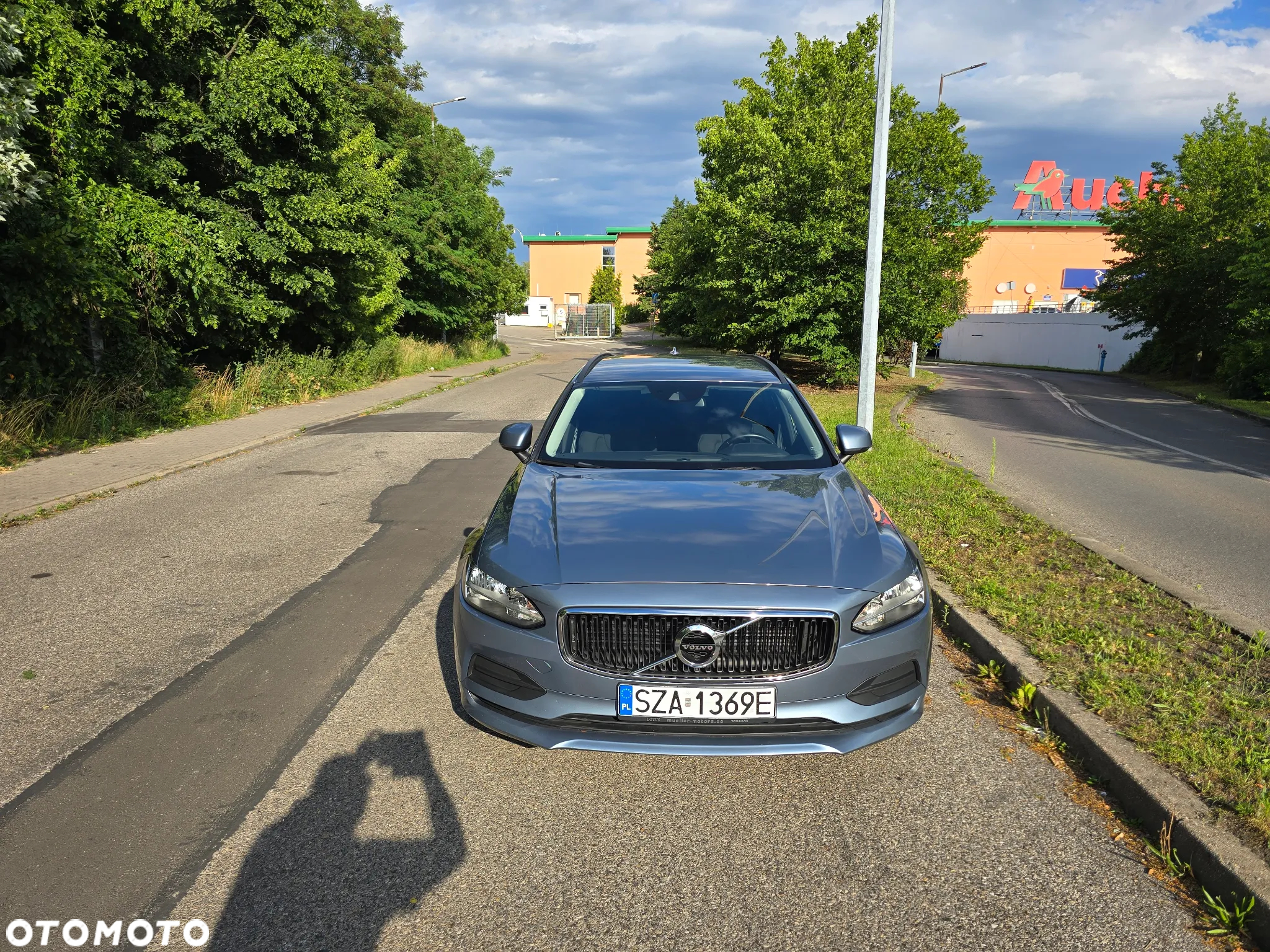 Volvo V90 D4 Kinetic - 2