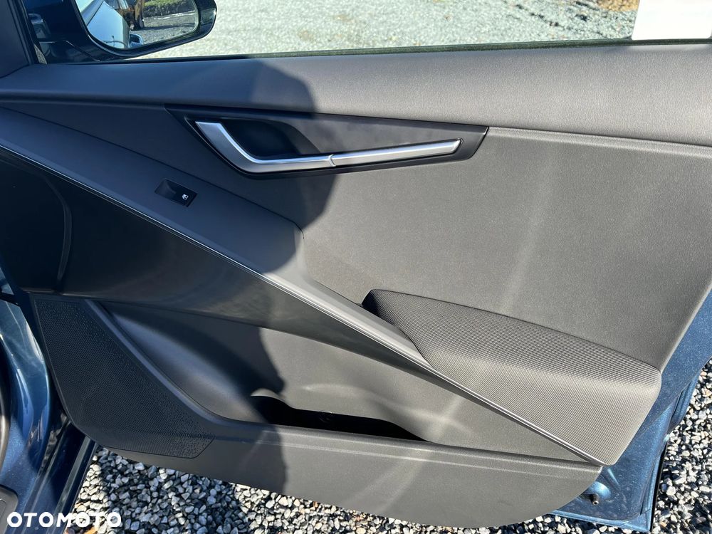 Kia Niro 1.6 GDI Hybrid L - 24