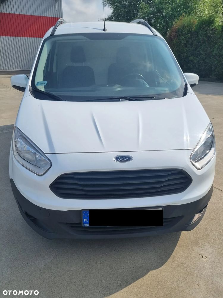 Ford Transit Courier - 5