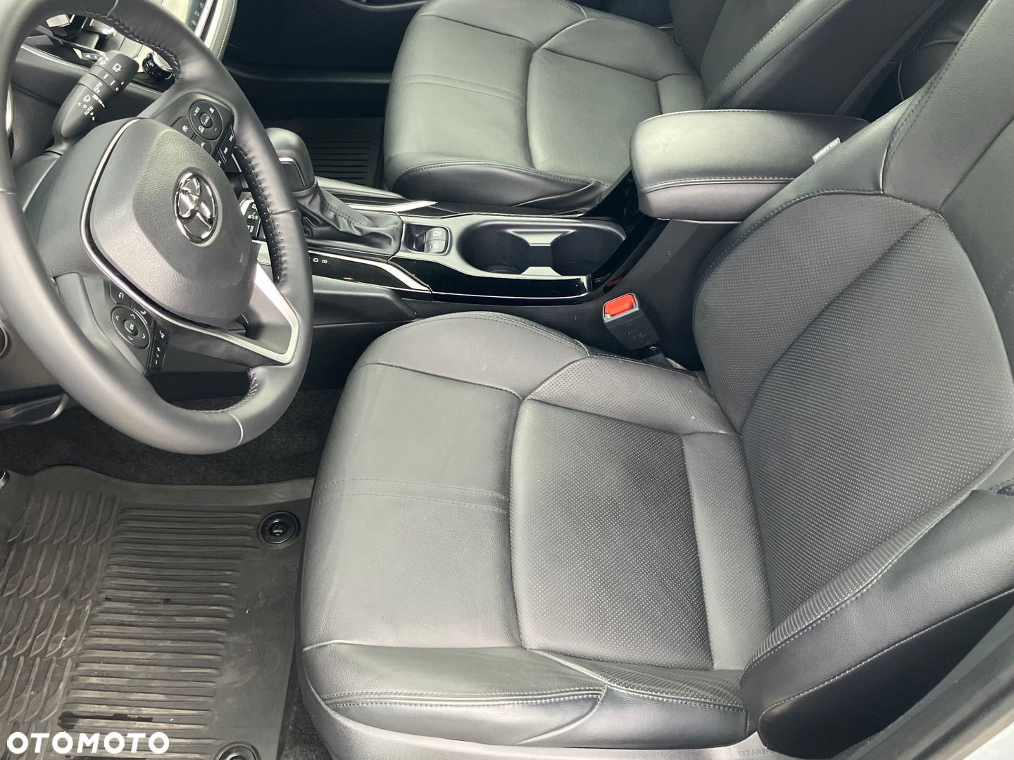 Toyota Corolla Cross 2.0 Hybrid Executive - 16