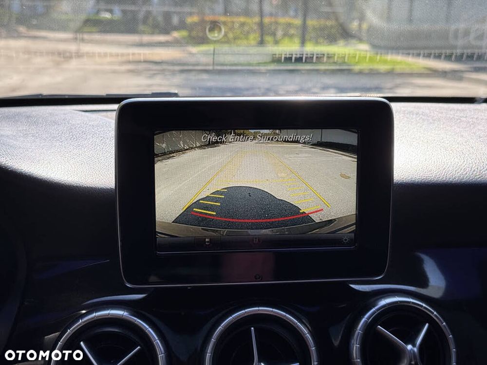 Mercedes-Benz CLA 250 4-Matic - 15