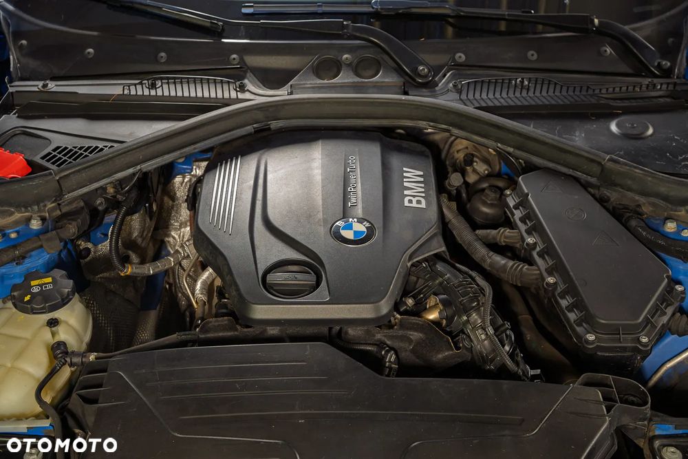 BMW Seria 1 120d xDrive M Sport - 8