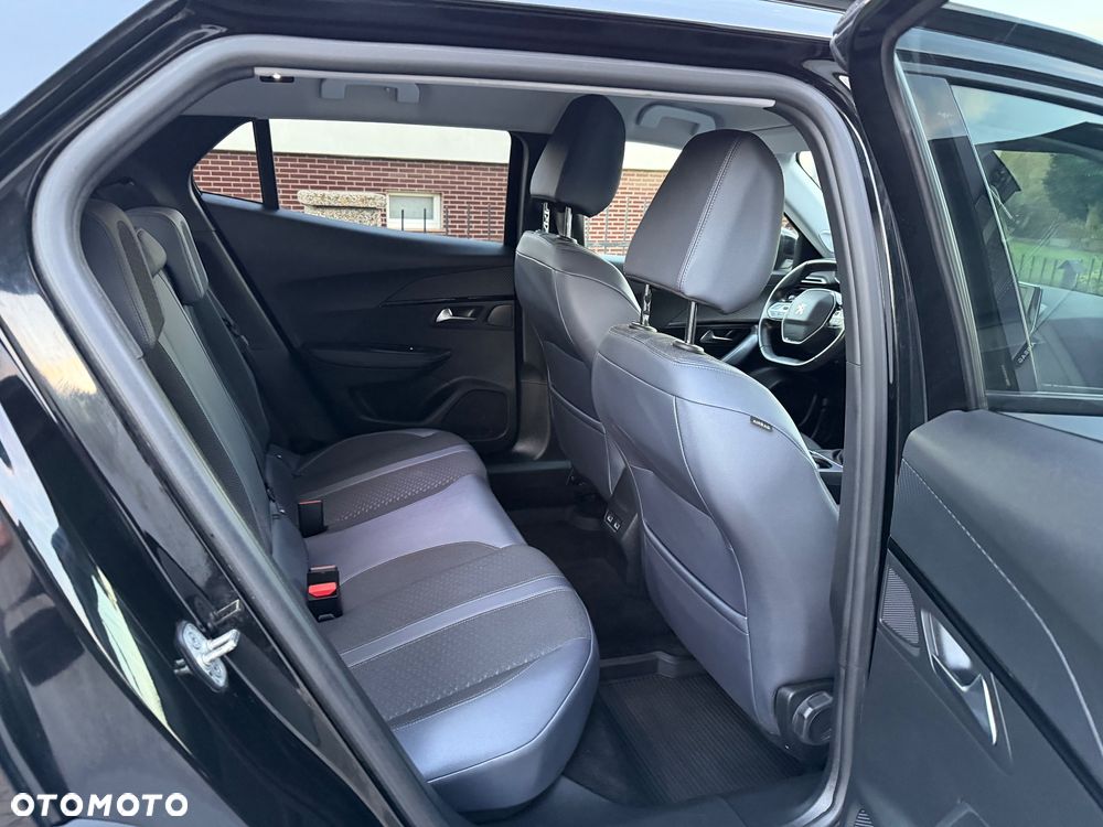 Peugeot 2008 1.5 BlueHDi Allure S&S - 12