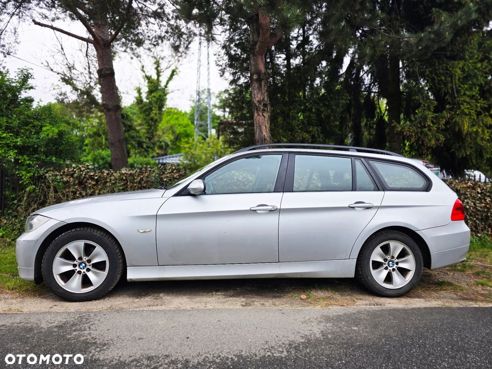BMW Seria 3 318d - 2