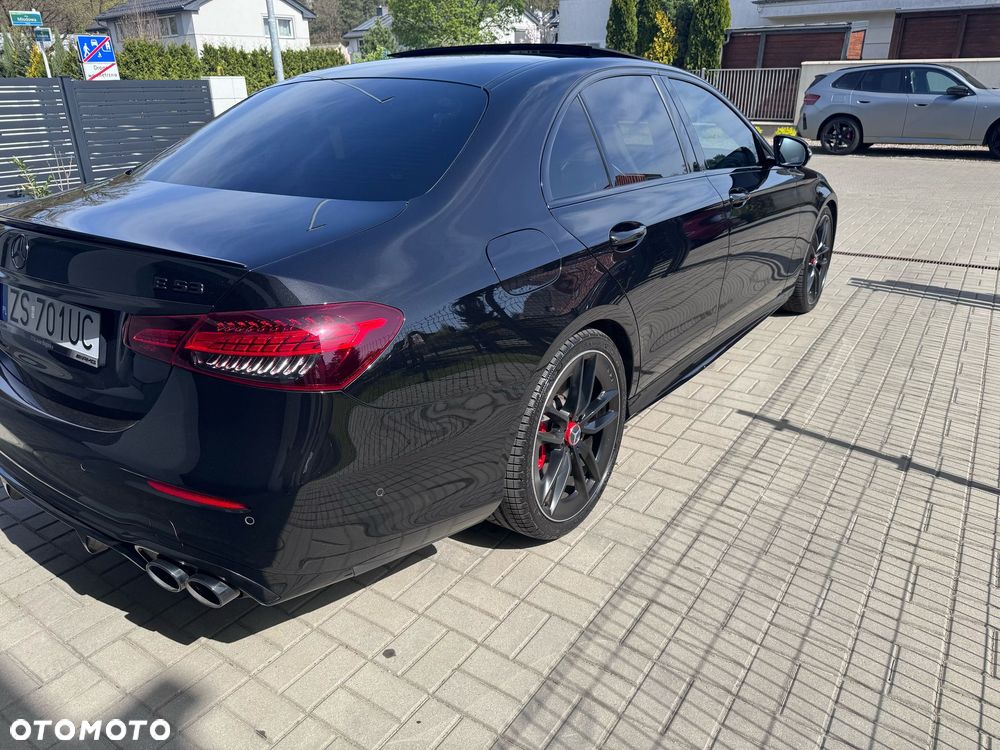Mercedes-Benz Klasa E AMG 53 4-Matic+ - 22