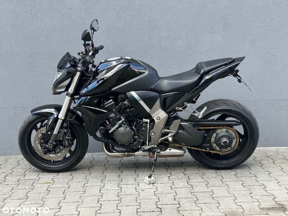 Honda CB - 1