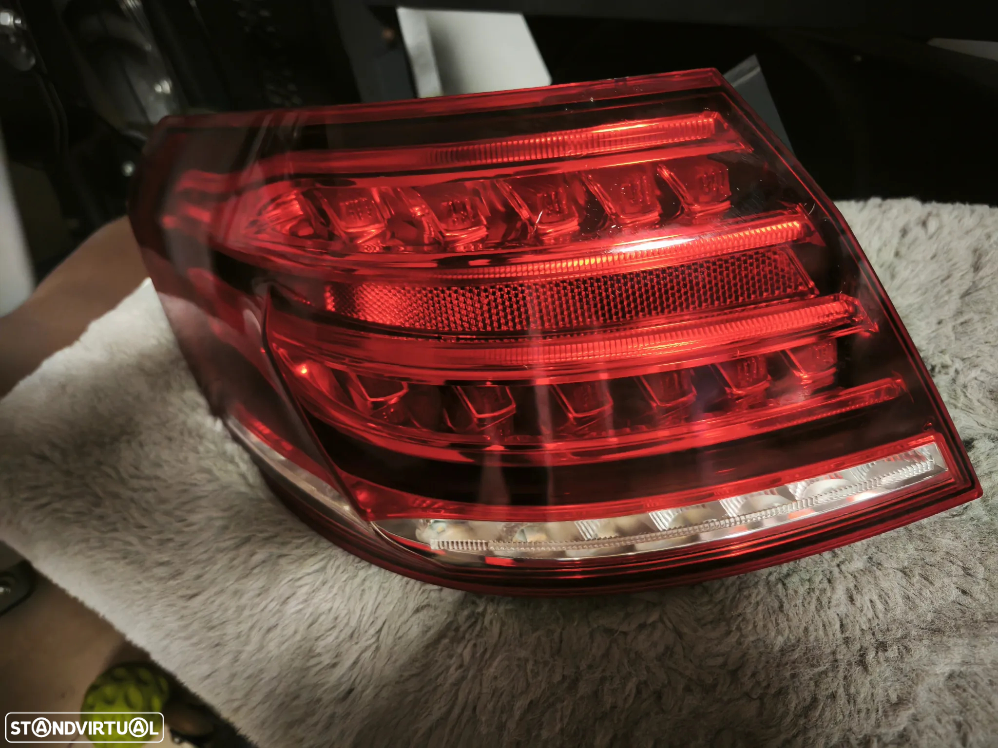 Farolim esquerdo Led painel Mercedes w212 - A212906703 - 7