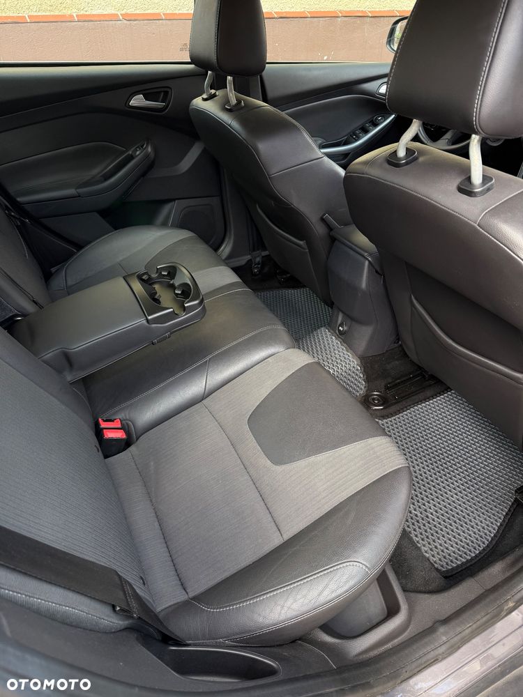 Ford Focus 1.6 Titanium - 6