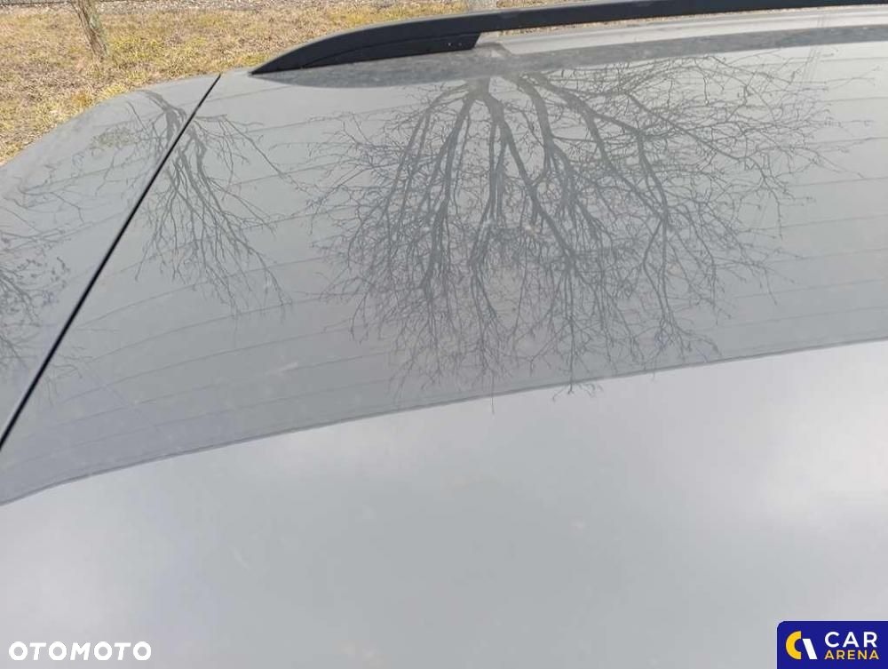 Volkswagen Golf - 28